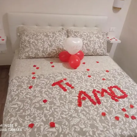 Maison Rouge 4*
