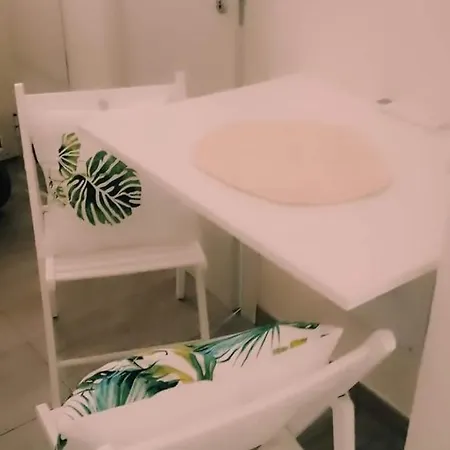 Maison Rouge Πανσιόν 3*