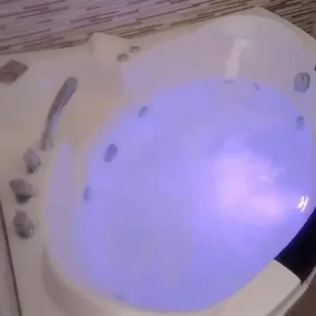 Πανσιόν Maison Rouge 3*