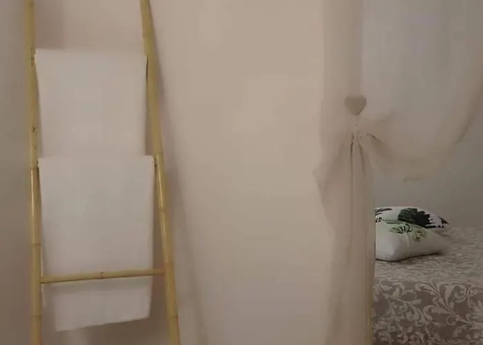 Maison Rouge 滨海波利尼亚诺